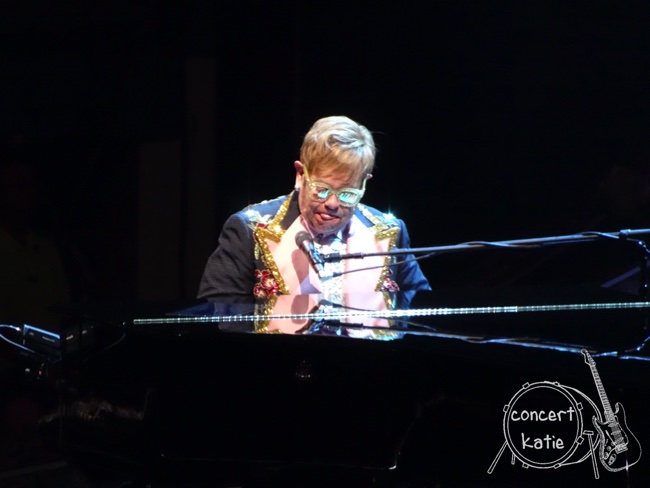 09 19 Elton John
