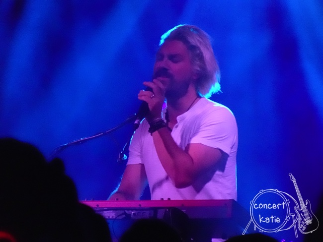 1 05 Back To The Island